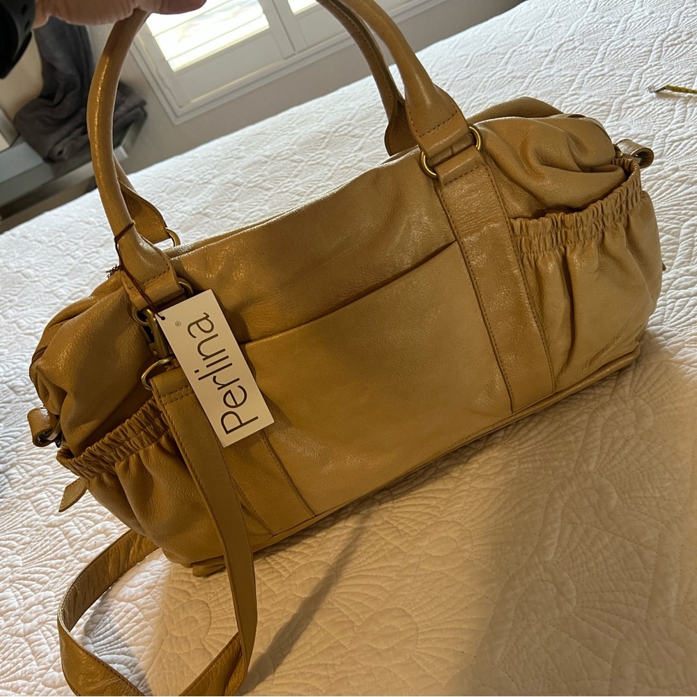 NWT Perlina Elegant Leather Cream Women's Bag Tote